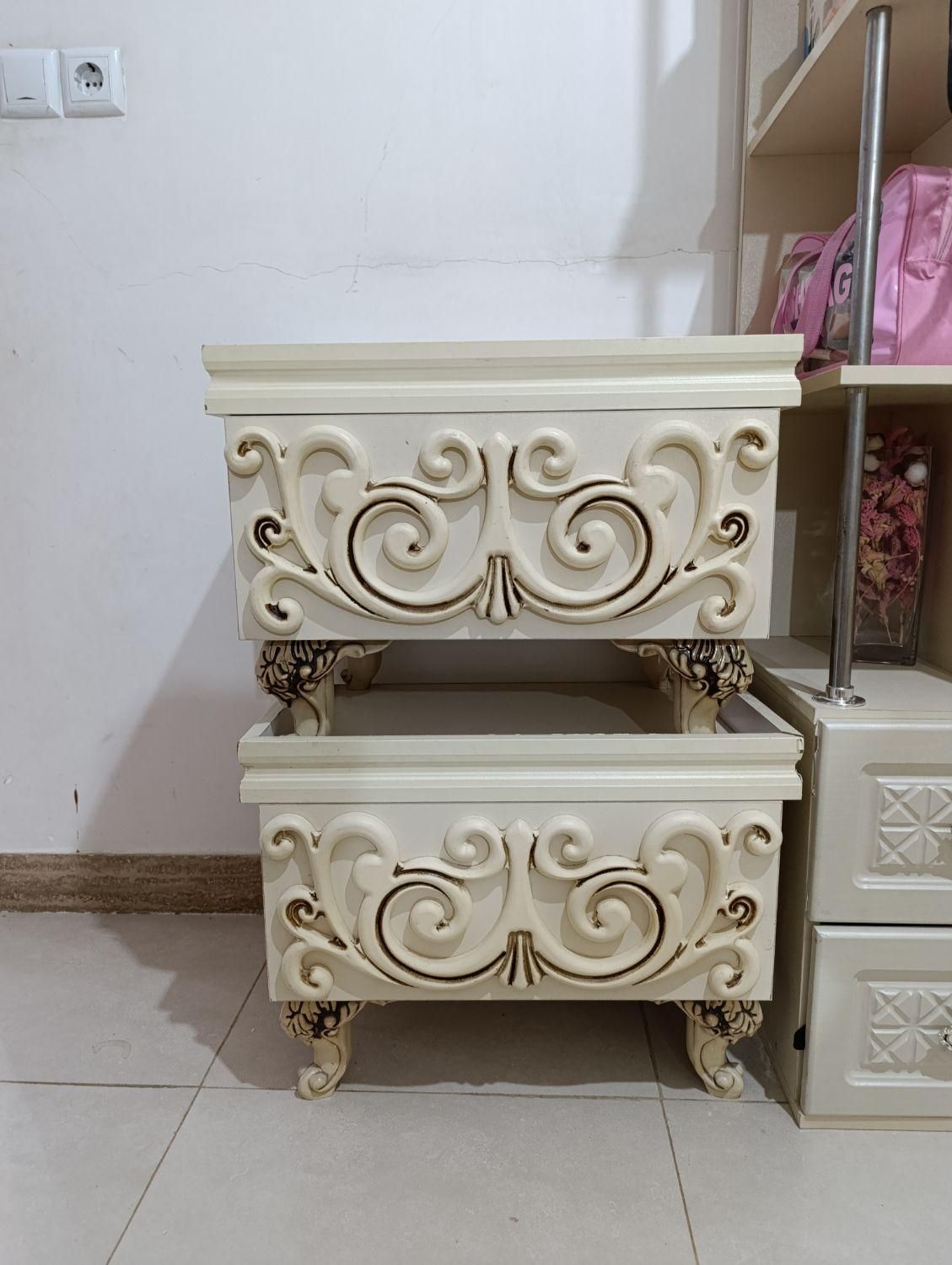 سرویس خواب کامل مدرن|تخت و سرویس خواب|همدان, |دیوار