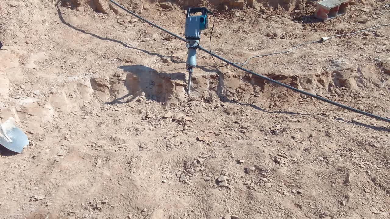 تخریب بتن حرفهای زیر قیمت|خدمات پیشه و مهارت|شوشتر, |دیوار