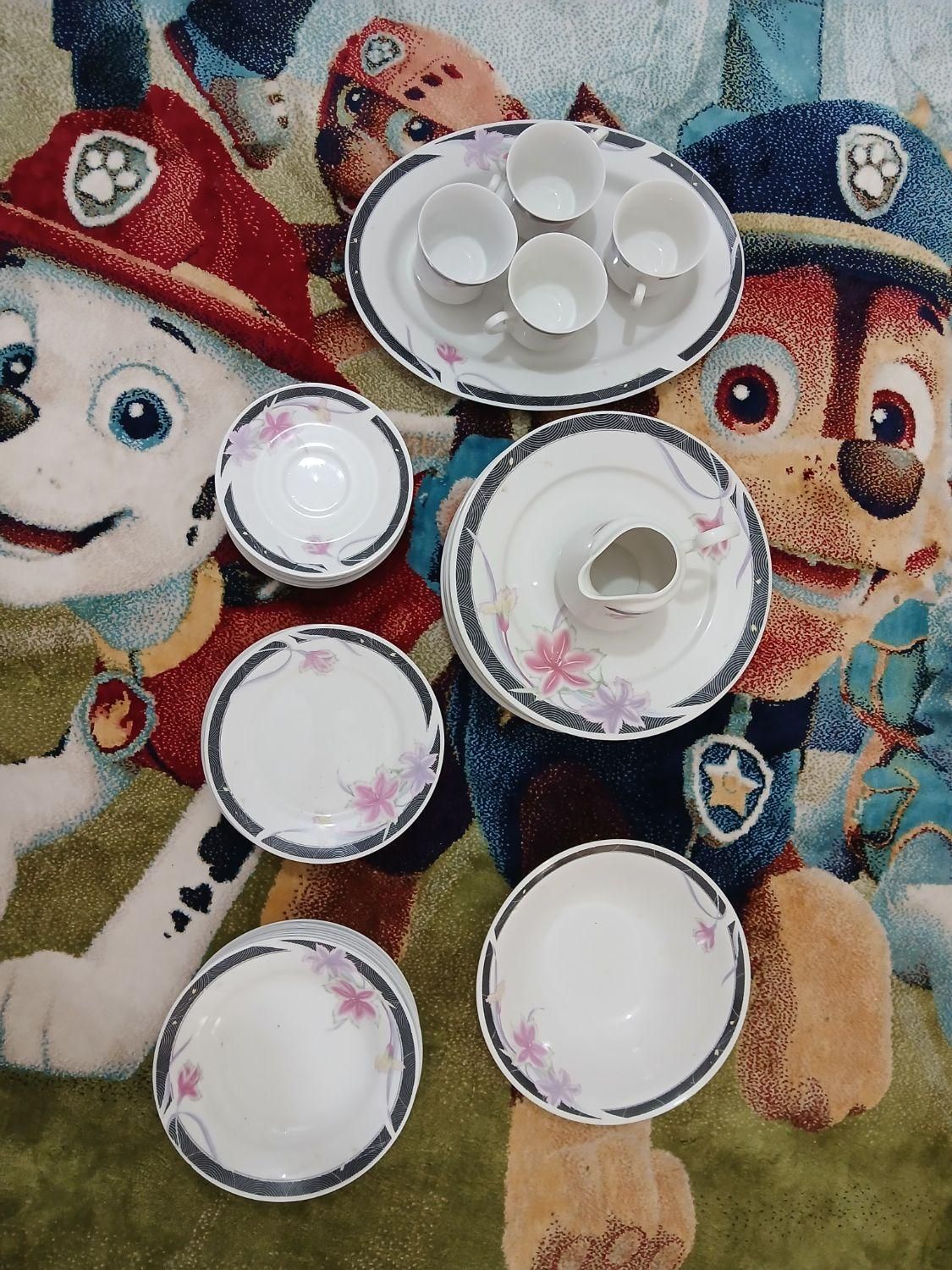 ظروف چینی|ظروف سرو و پذیرایی|بروجرد, |دیوار