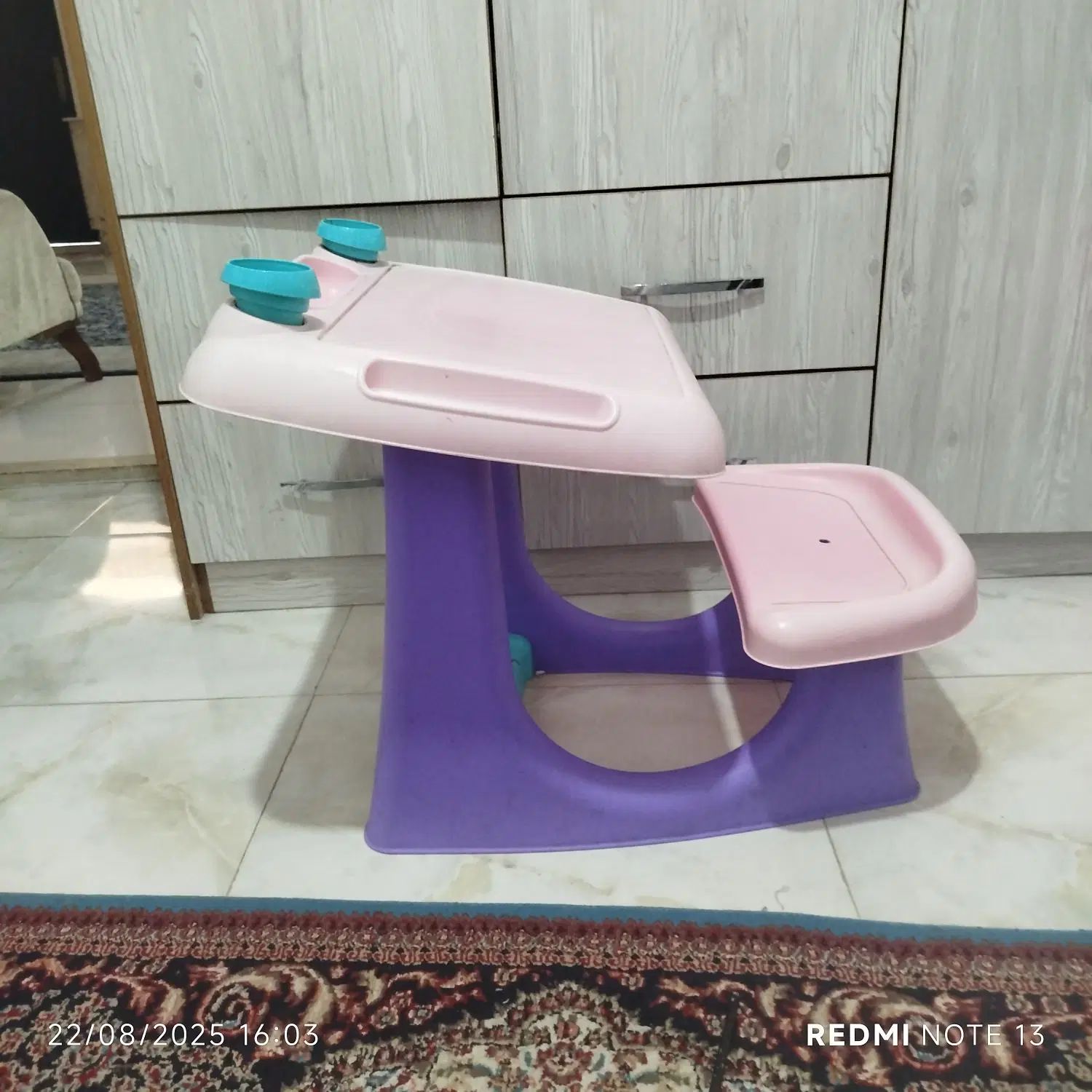 میز تحریر|میز تحریر و کامپیوتر|رشت, فلسطین|دیوار