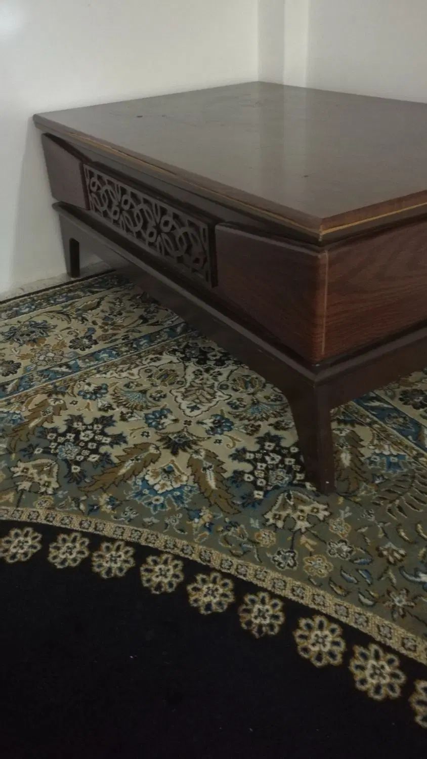 دوعدد میز جلو مبلی ویک عدد میز همراه با۴عسلی|مبلمان خانگی و میز عسلی|قائم‌شهر, |دیوار