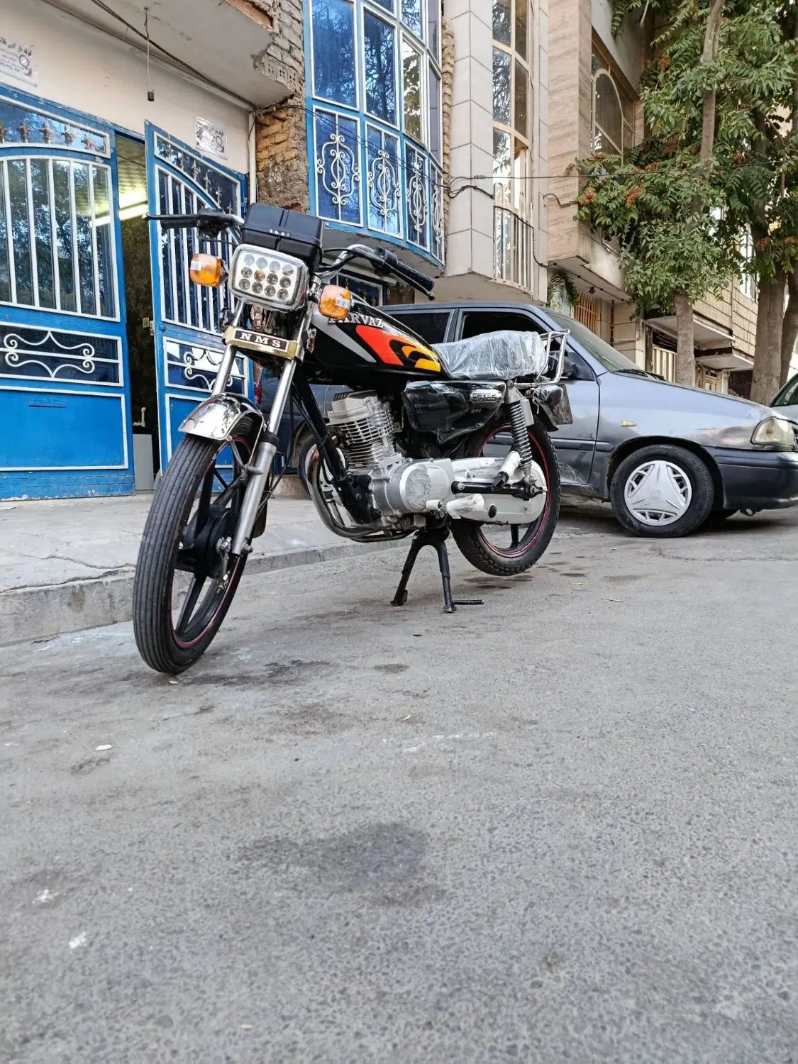 هندا 1402مدارک کامل بشرط|موتورسیکلت|مشهد, گاز|دیوار