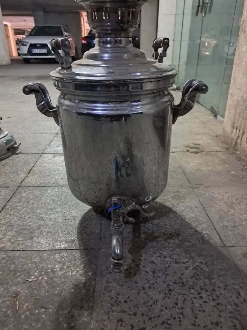 سماور قدیمی قدمت ۱۲۰ساله|سماور، چای‌ساز، قهوه‌ساز|تهران, یافت آباد شمالی|دیوار