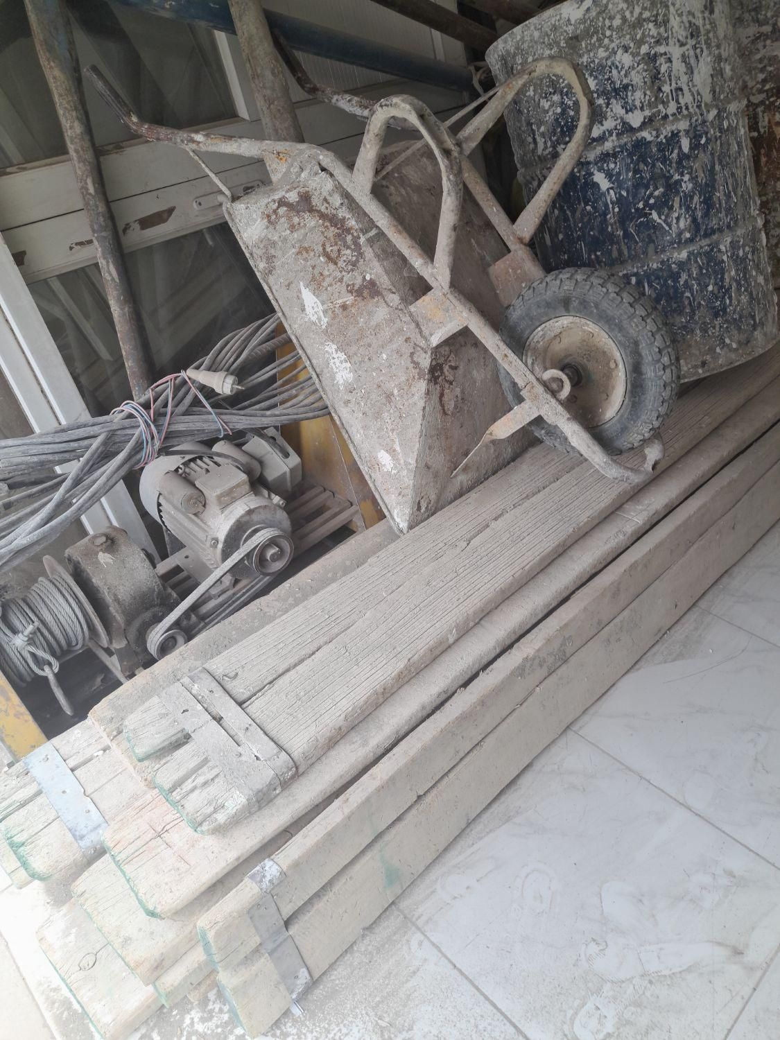 اجاره تخته بشکه فرقون بالابر بیل استامبولی هیلتر|مصالح و تجهیزات ساختمان|شهریار, شهریار|دیوار