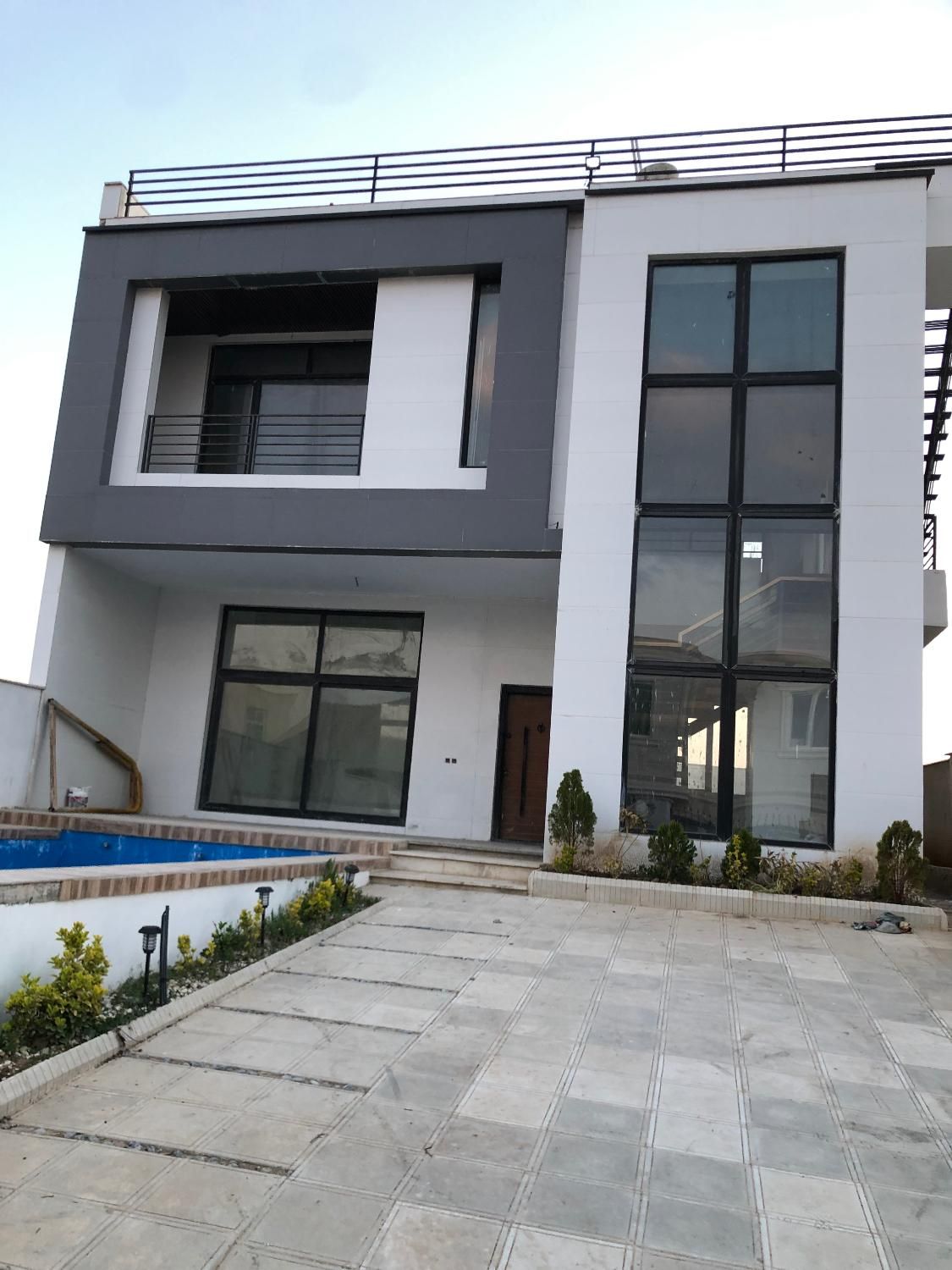 ویلا مدرن دوبلکس لوکیشن عالی آبسرد|فروش خانه و ویلا|آبسرد, |دیوار