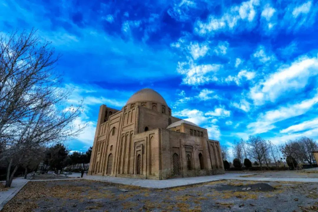 تور گردشگری تاریخی و معماری همراه  اساتید دانشگاه|تور و چارتر|مشهد, نیروی هوایی|دیوار