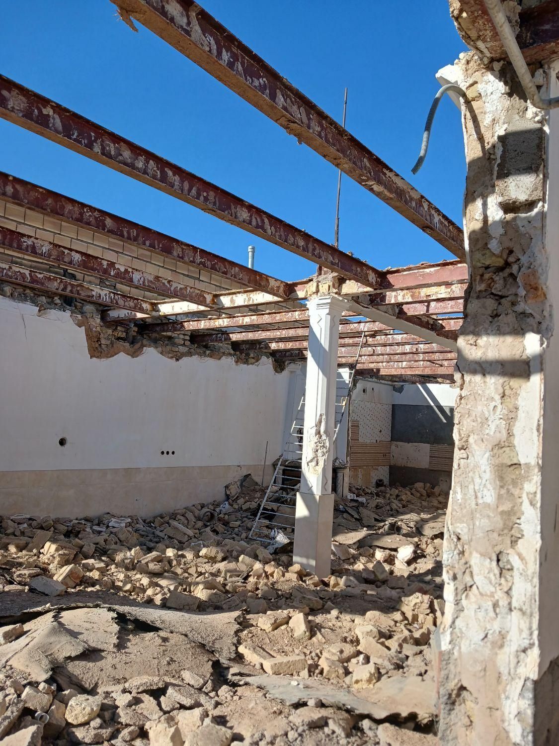 تخریب.بنایی|خدمات پیشه و مهارت|شاهرود, |دیوار