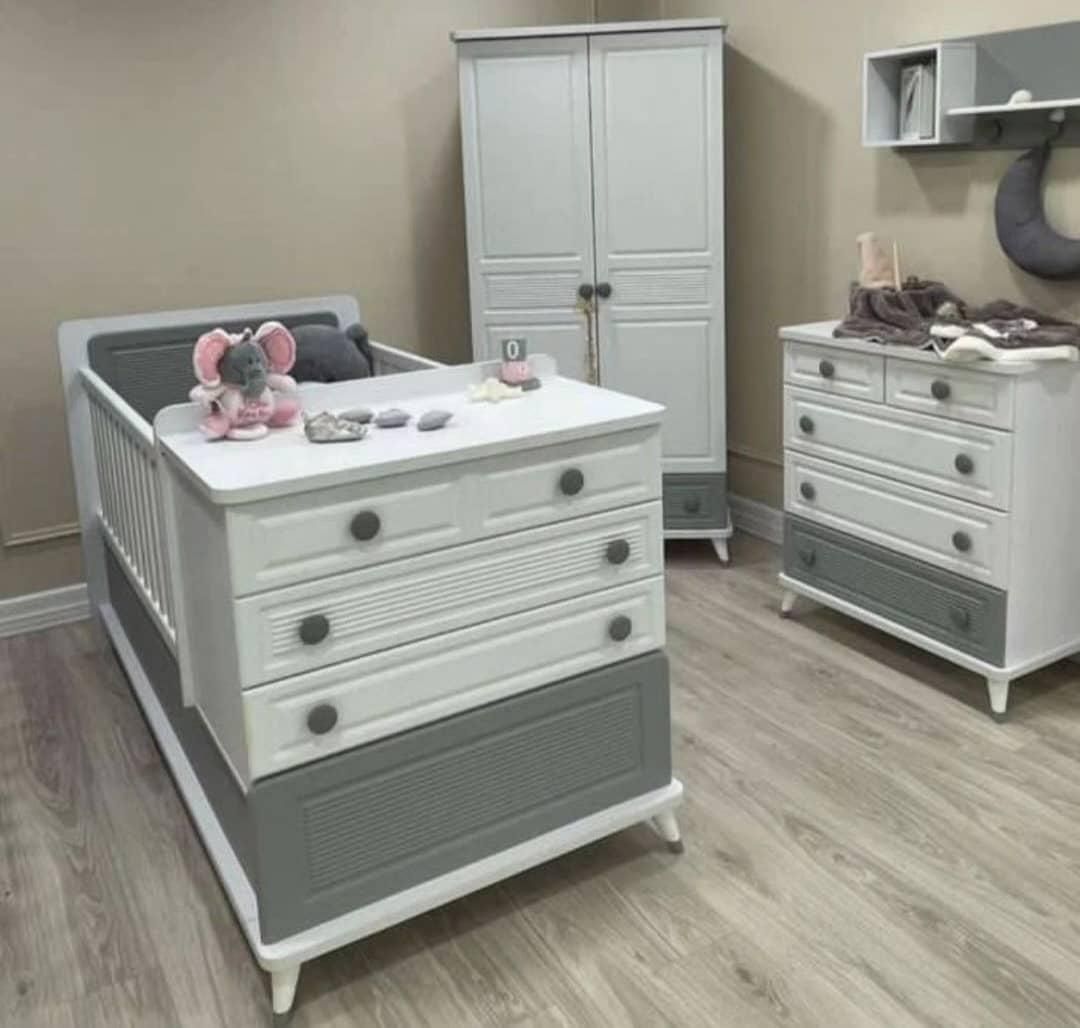 تخت وکمدممبران|تخت و صندلی بچه|رشت, بازار|دیوار