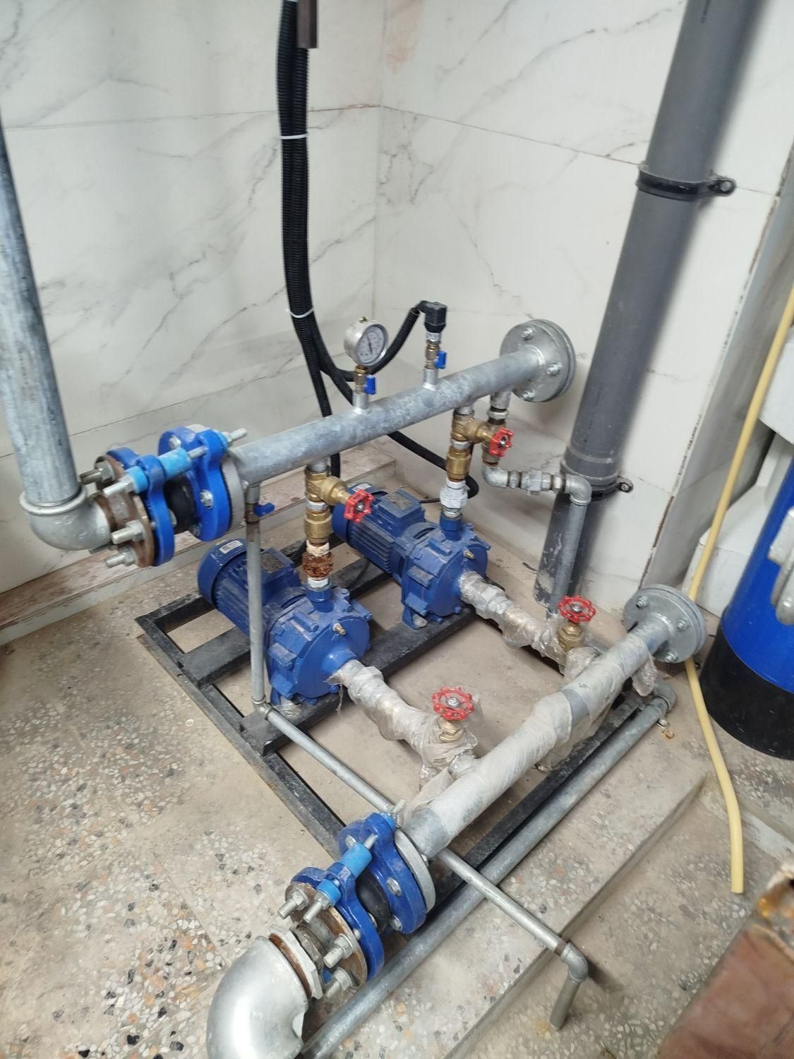 پمپ آب سیستم های سرمایشگرمایشی|خدمات پیشه و مهارت|یزد, |دیوار