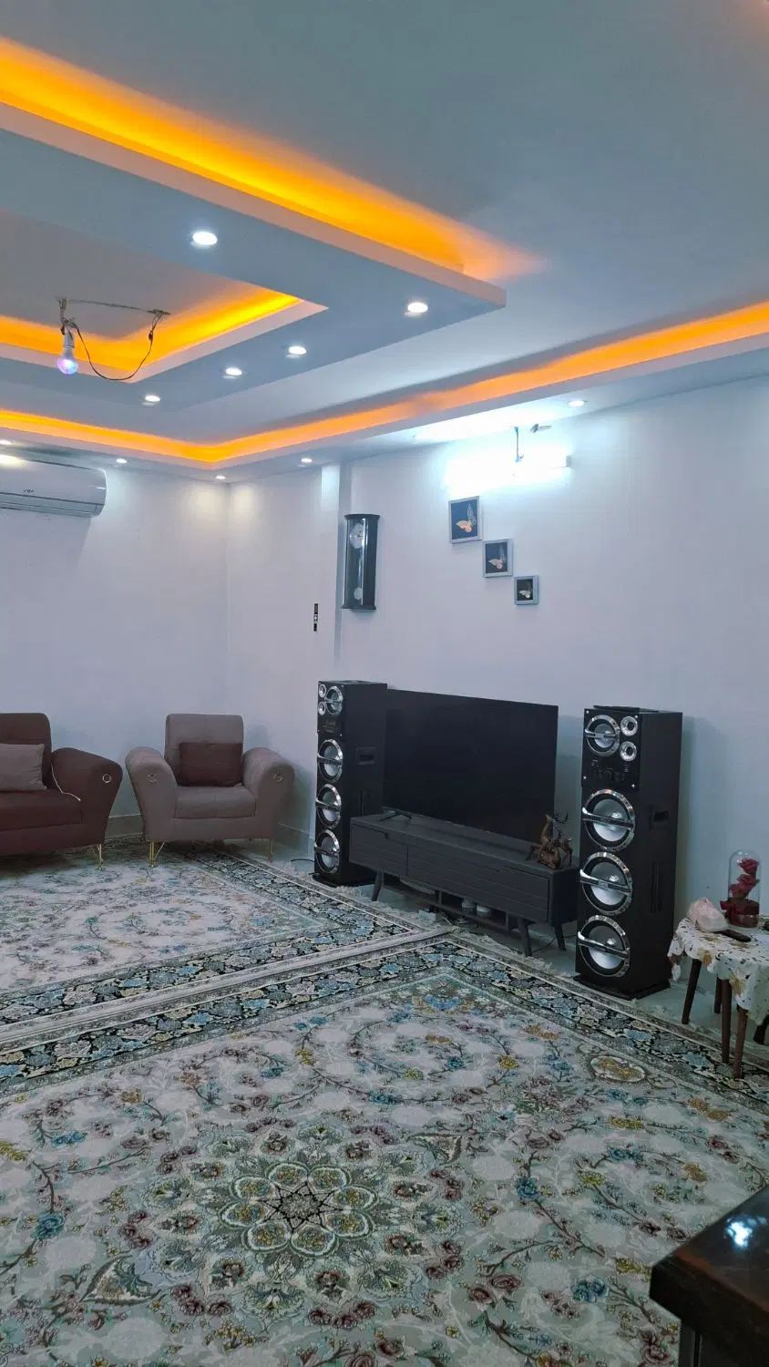 دوطبقه 160مترزمین200متربناسندتکبرگ.طوس121|فروش خانه و ویلا|مشهد, دوست آباد|دیوار