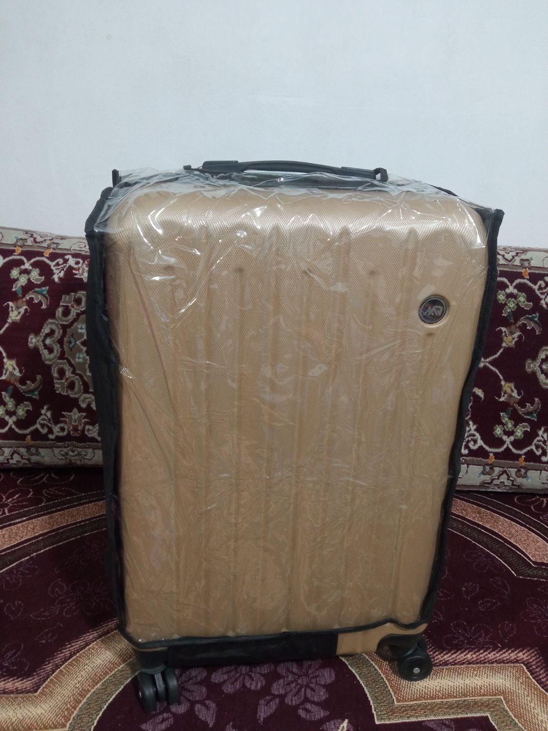چمدان نو نو اصلا استفاده نشده|کیف، کفش، کمربند|ملایر, |دیوار
