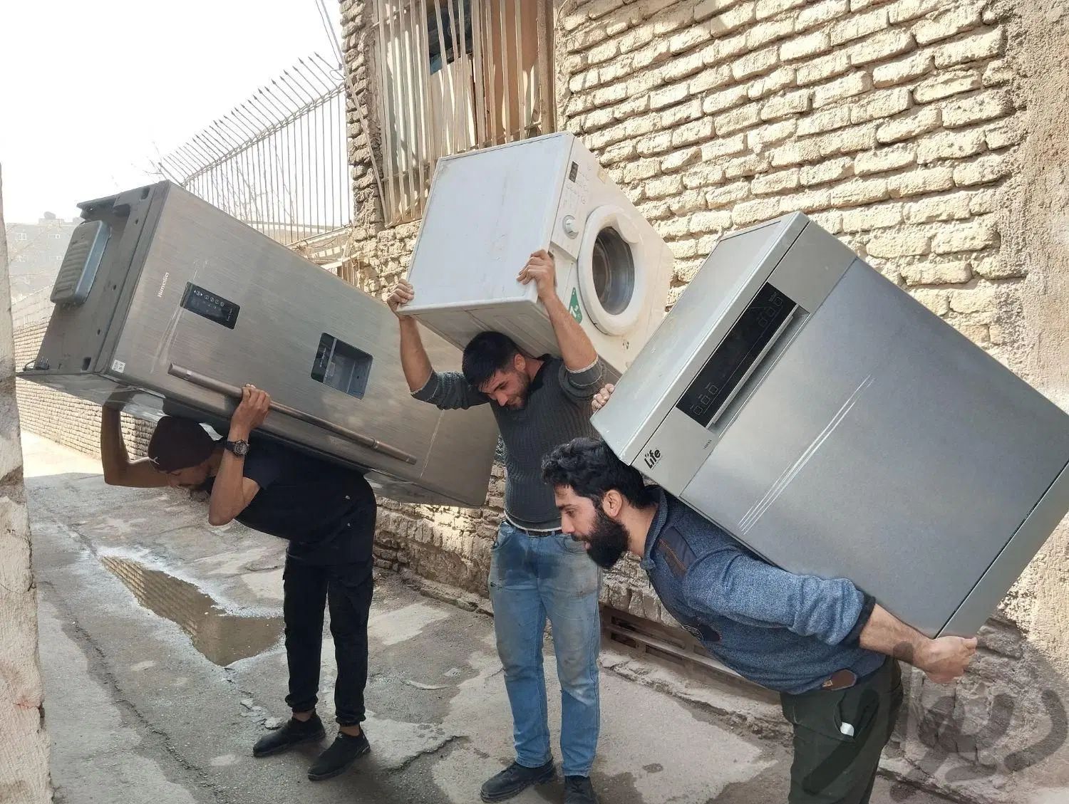 اسباب کشی باضمانت باکارگران منصف24ساعته60درصدتخفیف|خدمات حمل و نقل|بندرعباس, |دیوار