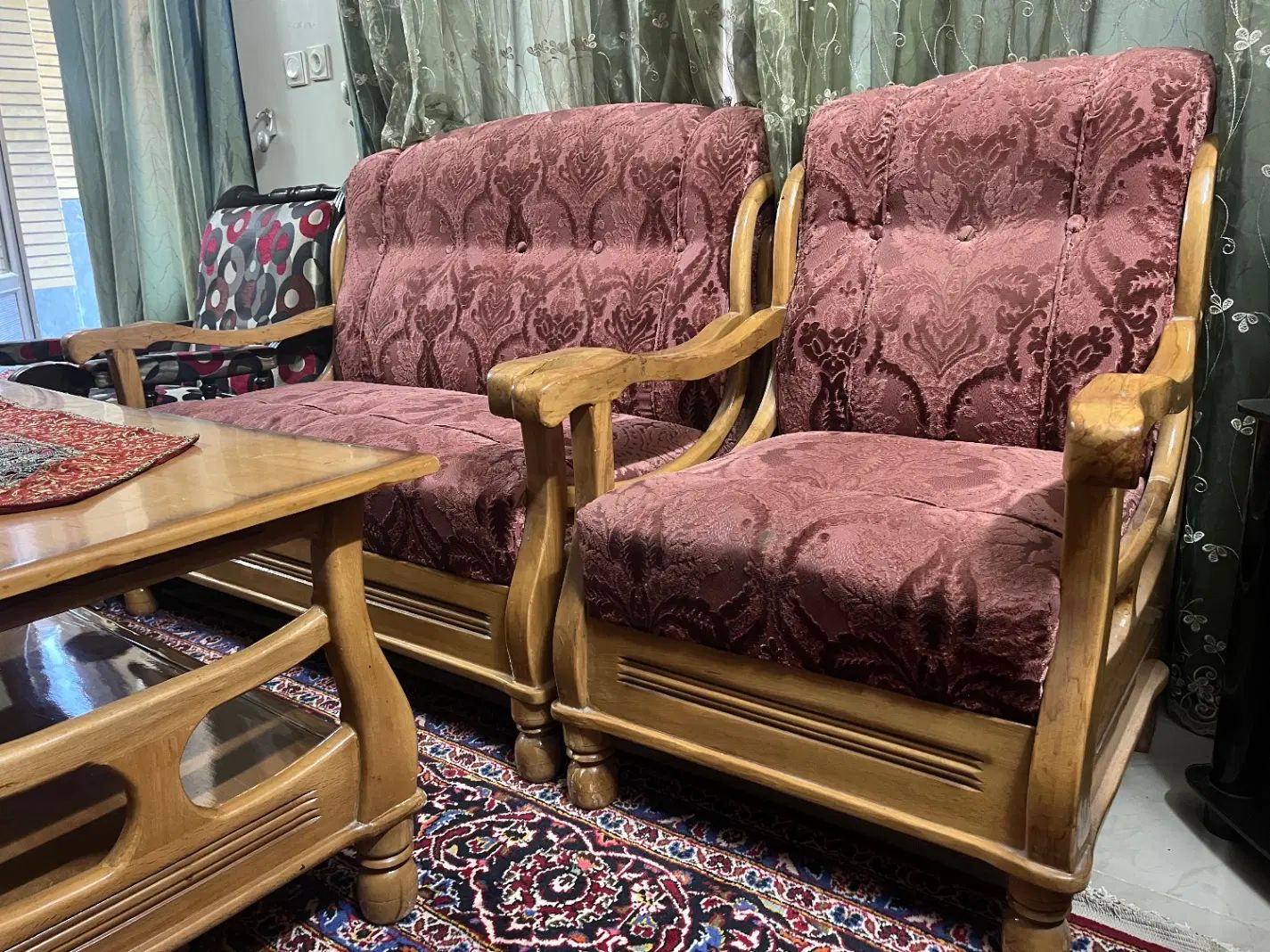 مبل راحتی|مبلمان خانگی و میز عسلی|اصفهان, خواجو|دیوار