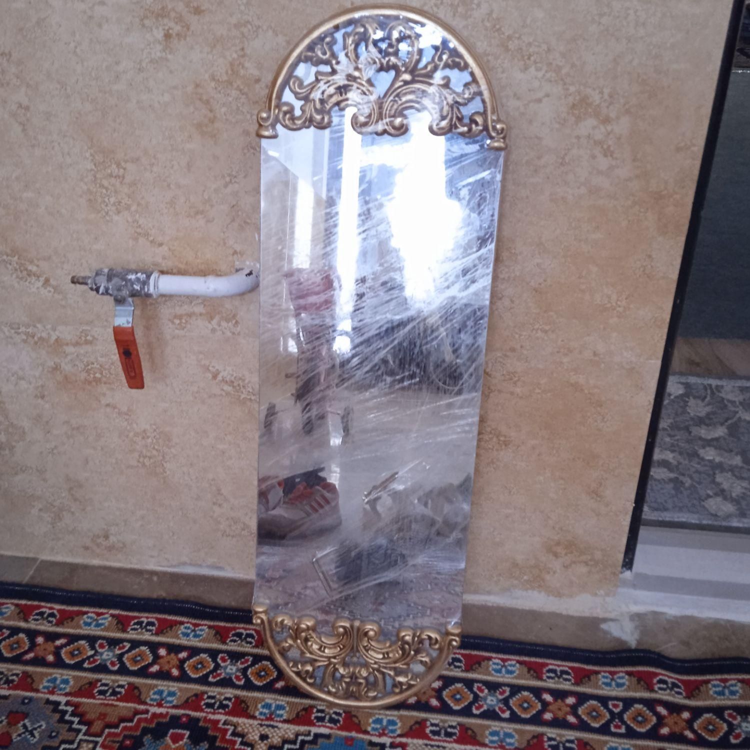 اینه دیوارکوب|آینه|قم, نیروگاه|دیوار