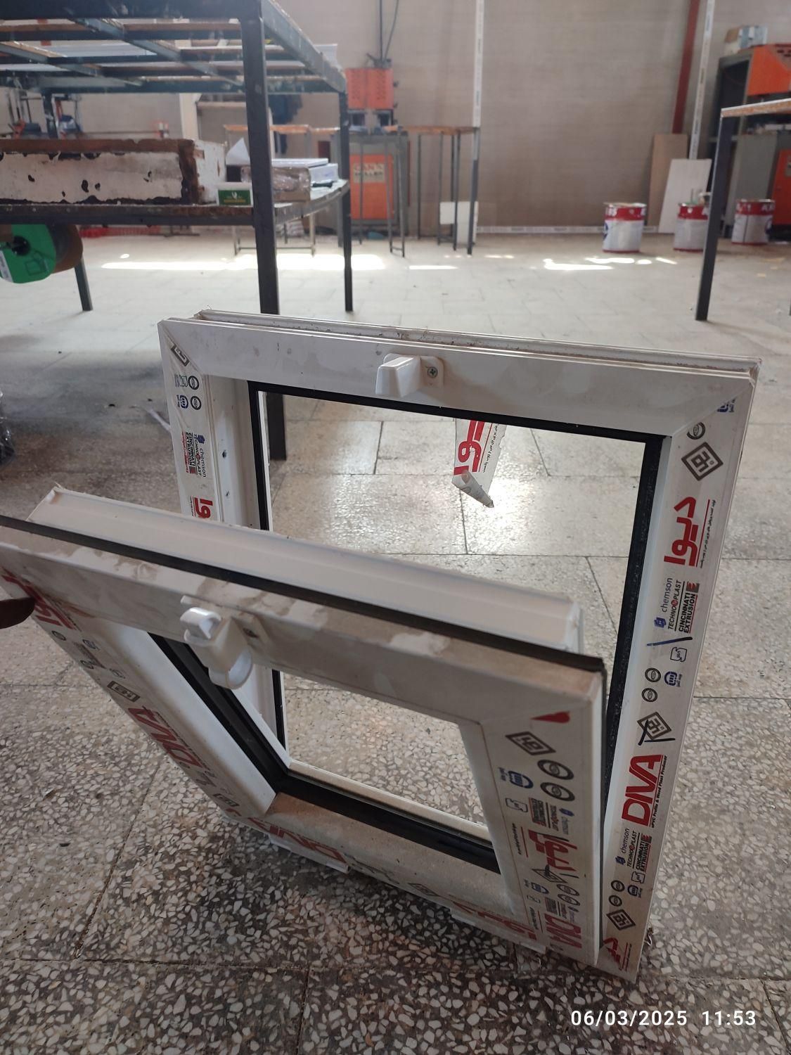 تعمیر پنجره های دوجداره upvc و توری پلیسه و مگنت|خدمات پیشه و مهارت|بابلسر, |دیوار