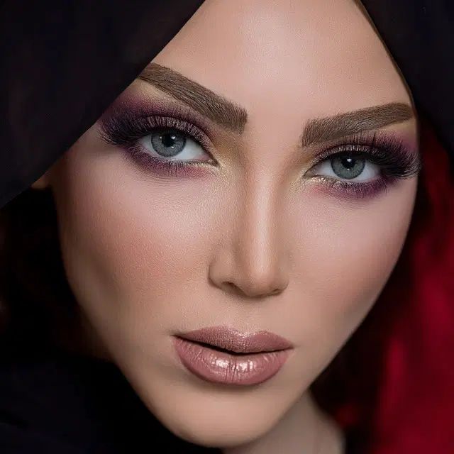 ۵۰%تخفیف لاین رنگ و لایت میکاپ وشنیون به مدت ۱ ماه|خدمات آرایشگری و زیبایی|فولادشهر, B2|دیوار