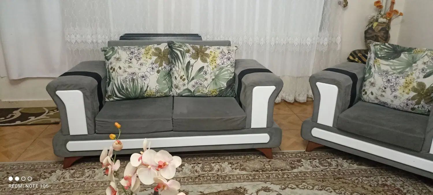 مبل ۸نفره|مبلمان خانگی و میز عسلی|کرج, شاهین‌ویلا|دیوار