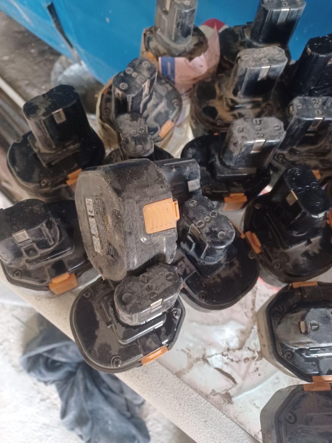 باطری دلرشارژی12v aeg باطری ۱۲وات ااگ|ابزارآلات|پاکدشت, |دیوار