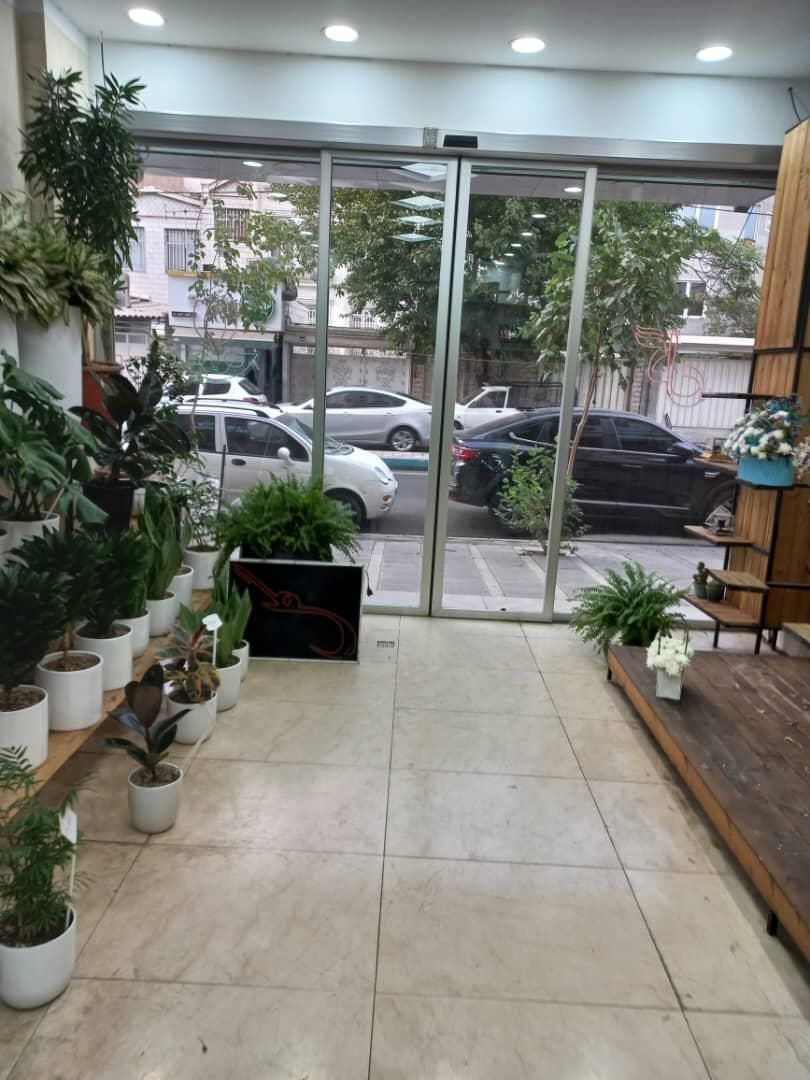 اجاره مغاره 59 متری بر خیابان اصلی|اجارهٔ مغازه و غرفه|تهران, جنت‌آباد جنوبی|دیوار