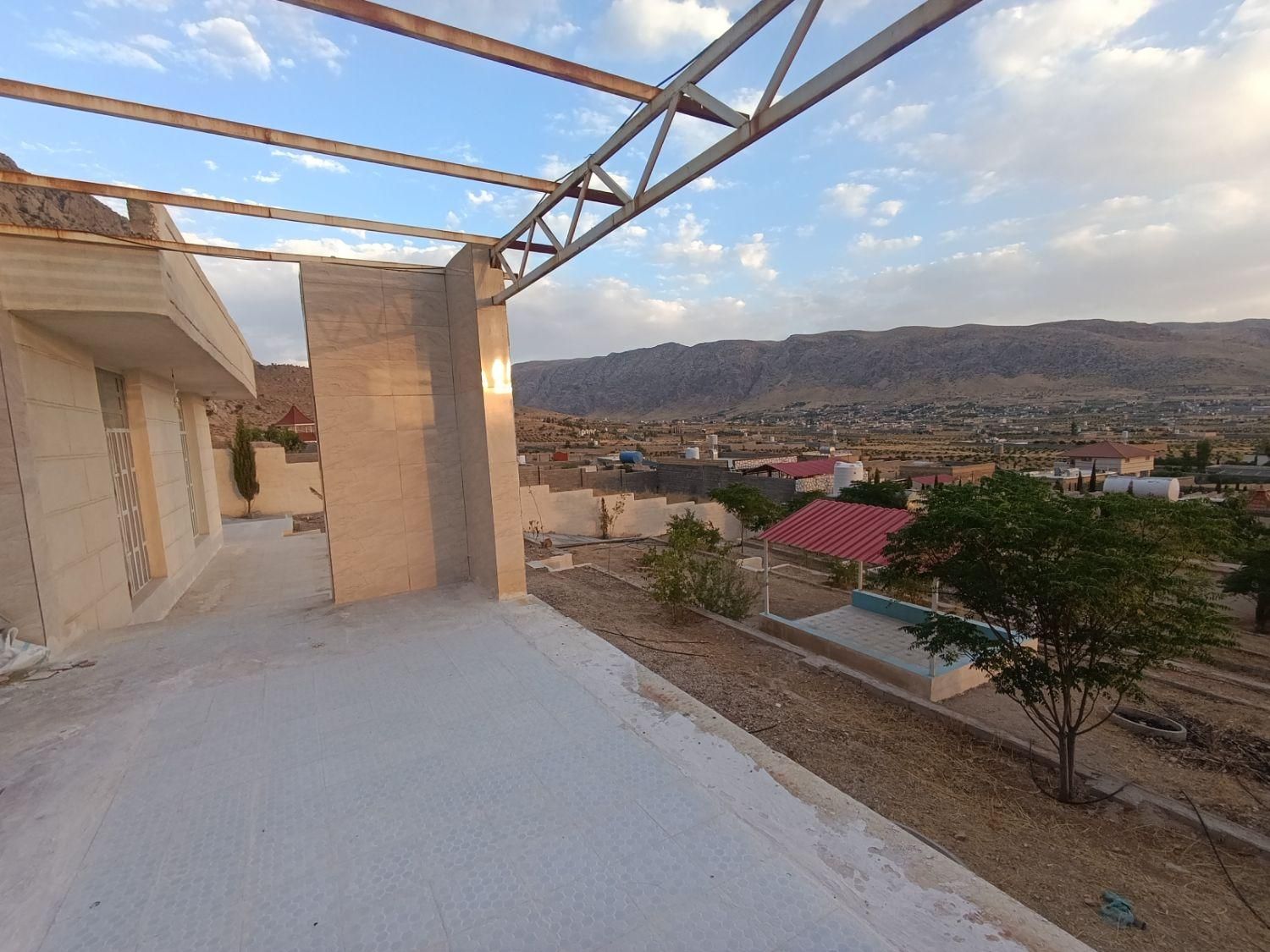 فروش خانه ویلا 1100 متری شیراز زرقان قطعه اول کوه|فروش خانه و ویلا|زرقان, |دیوار