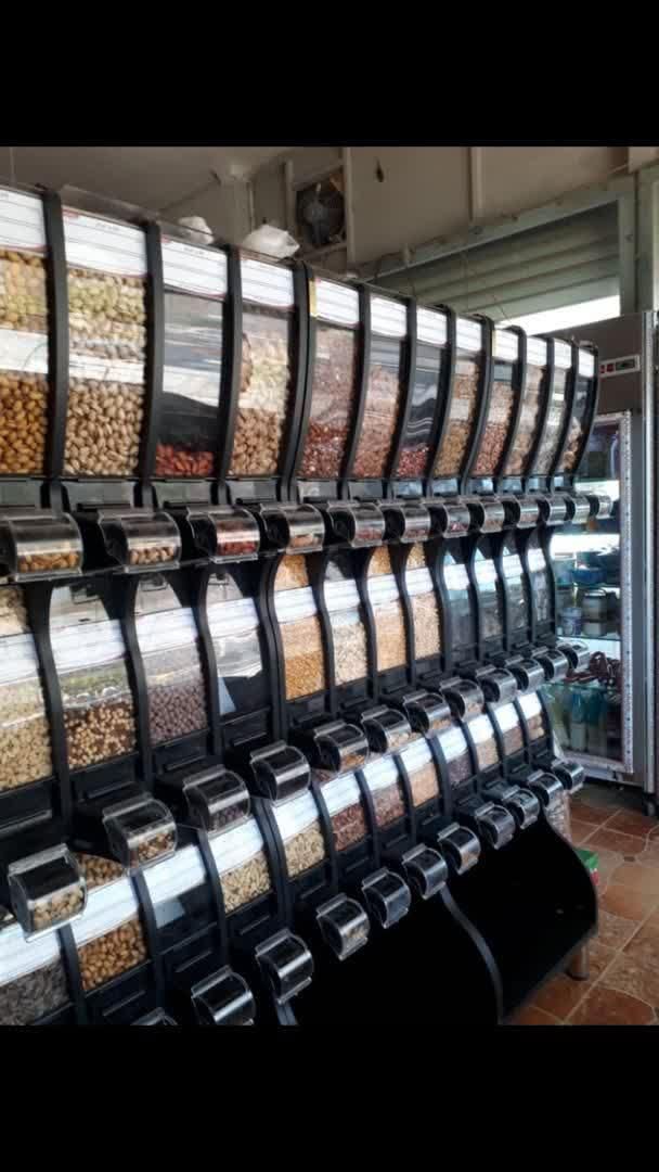 استند خودریز مخزن دار ترک.استند خشکبار .استند چوبی|فروشگاه و مغازه|رشت, فلسطین|دیوار