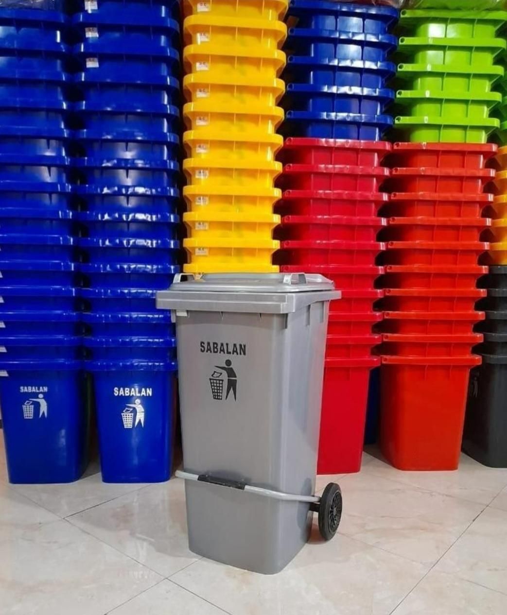 نمایندگی سطل زباله آپارتمانی گودبین رنگ بندی|لوازم نظافت|شیراز, فرگاز|دیوار