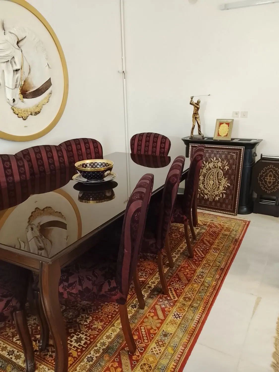 مبلمان و سرویس ناهارخوری ۸نفره بوفه فرش|مبلمان خانگی و میز عسلی|شاهین‌شهر, بنیاد ازدواج|دیوار
