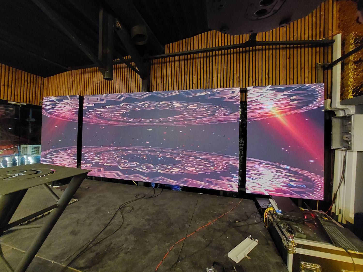 تلویزیون شهری tv وال|تلویزیون و پروژکتور|شیراز, اصلاحنژاد|دیوار