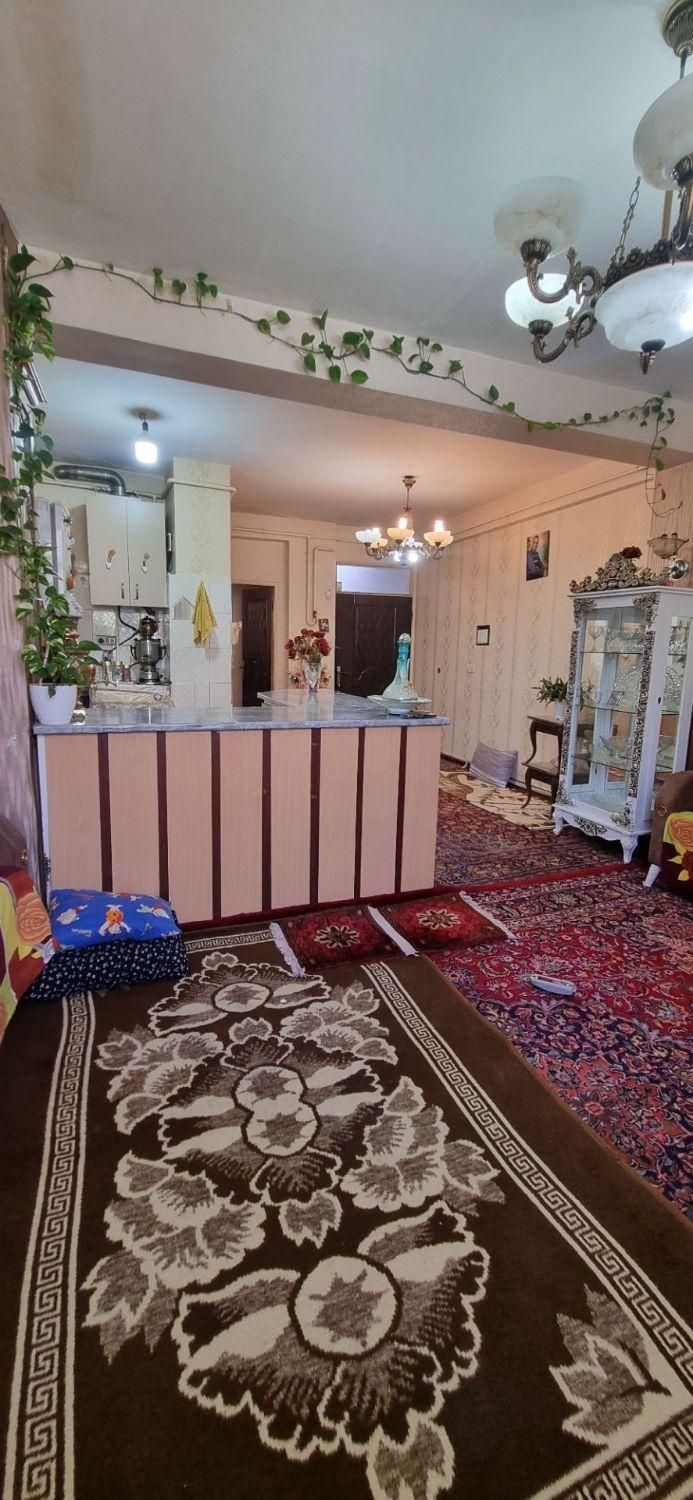 آپارتمان۶۳متروام۹۲۰اندیشه املاک مهراجی|فروش آپارتمان|تبریز, |دیوار