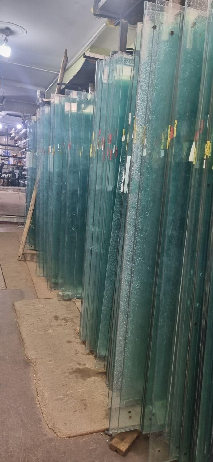 فروش فوری شیشه سکوریت + نصب حرفهای|خدمات پیشه و مهارت|مشهد, ایثارگران|دیوار