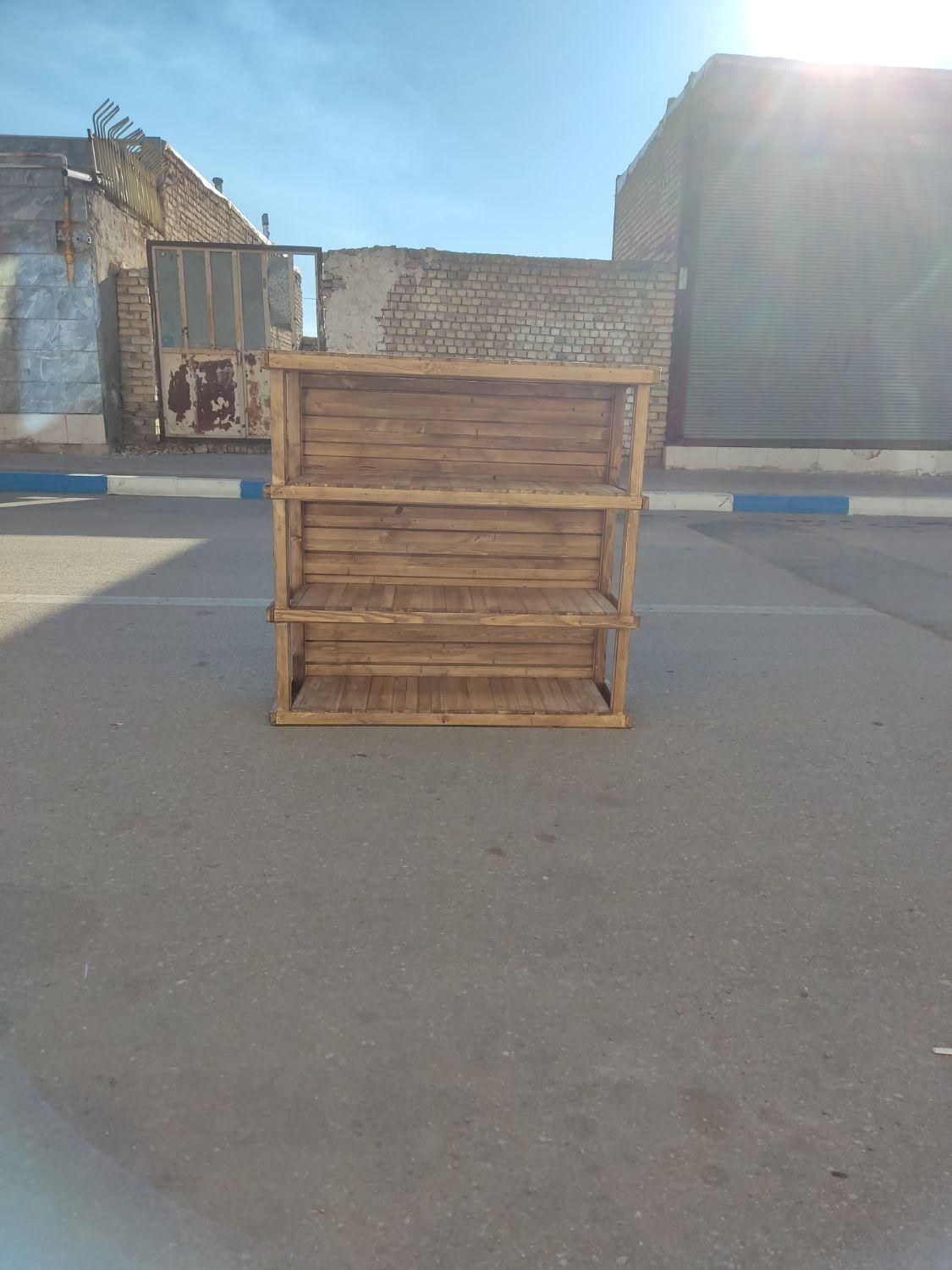 تولیدی استندگل رگال لباس.کافی بار.ویترین چوبی|صنایع دستی و سایر لوازم تزئینی|محمدیه-قزوین, |دیوار