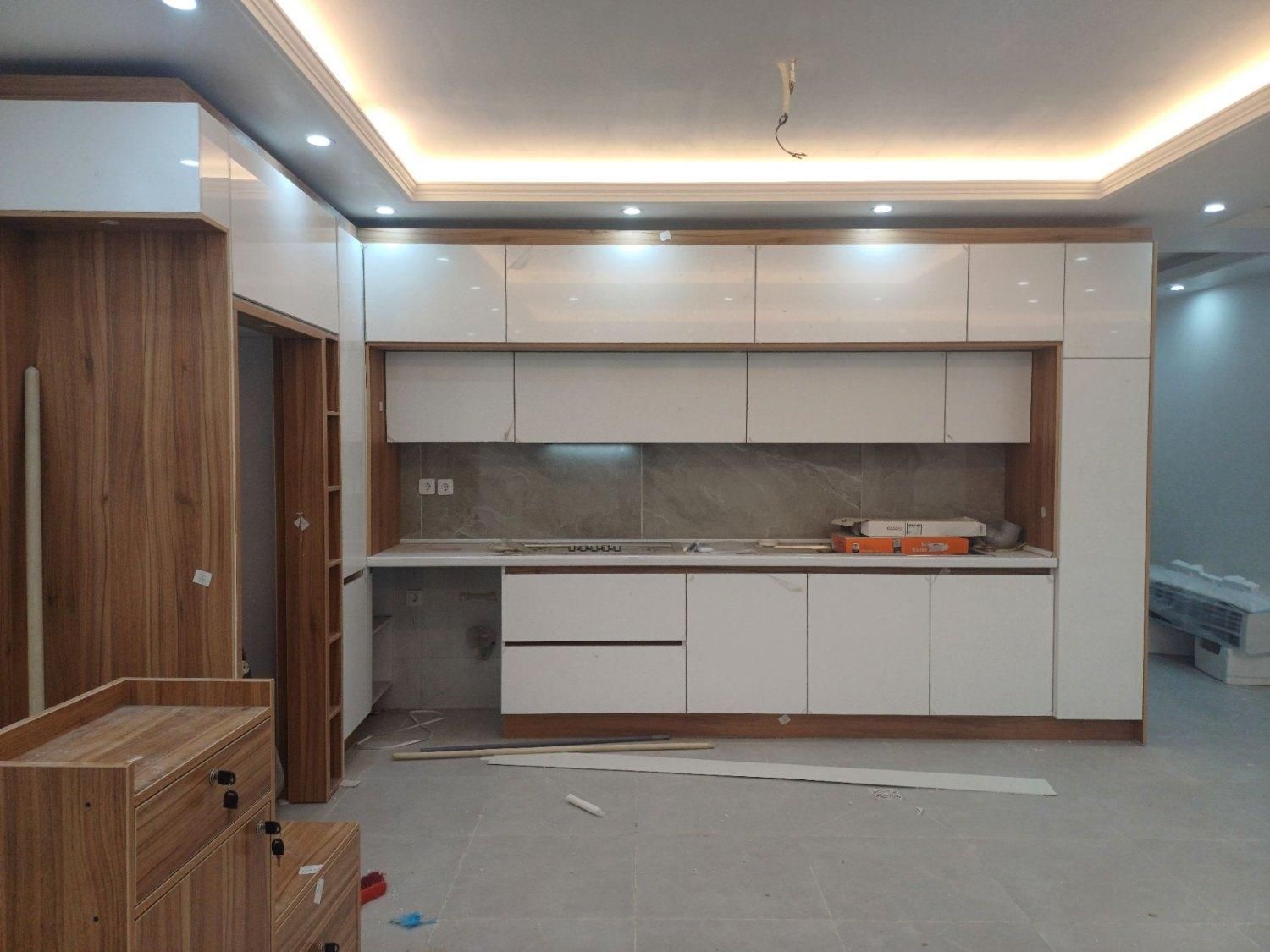 ساخت و نصب کابینت آشپزخانه و کمد دیواری|خدمات پیشه و مهارت|بندر امام خمینی, |دیوار