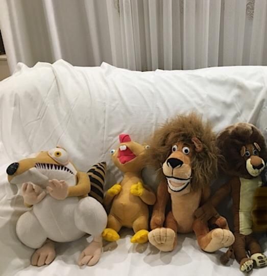 ۳۲ عدد عروسک با کیفیت در حد نو|اسباببازی|شیراز, فرهنگ شهر|دیوار