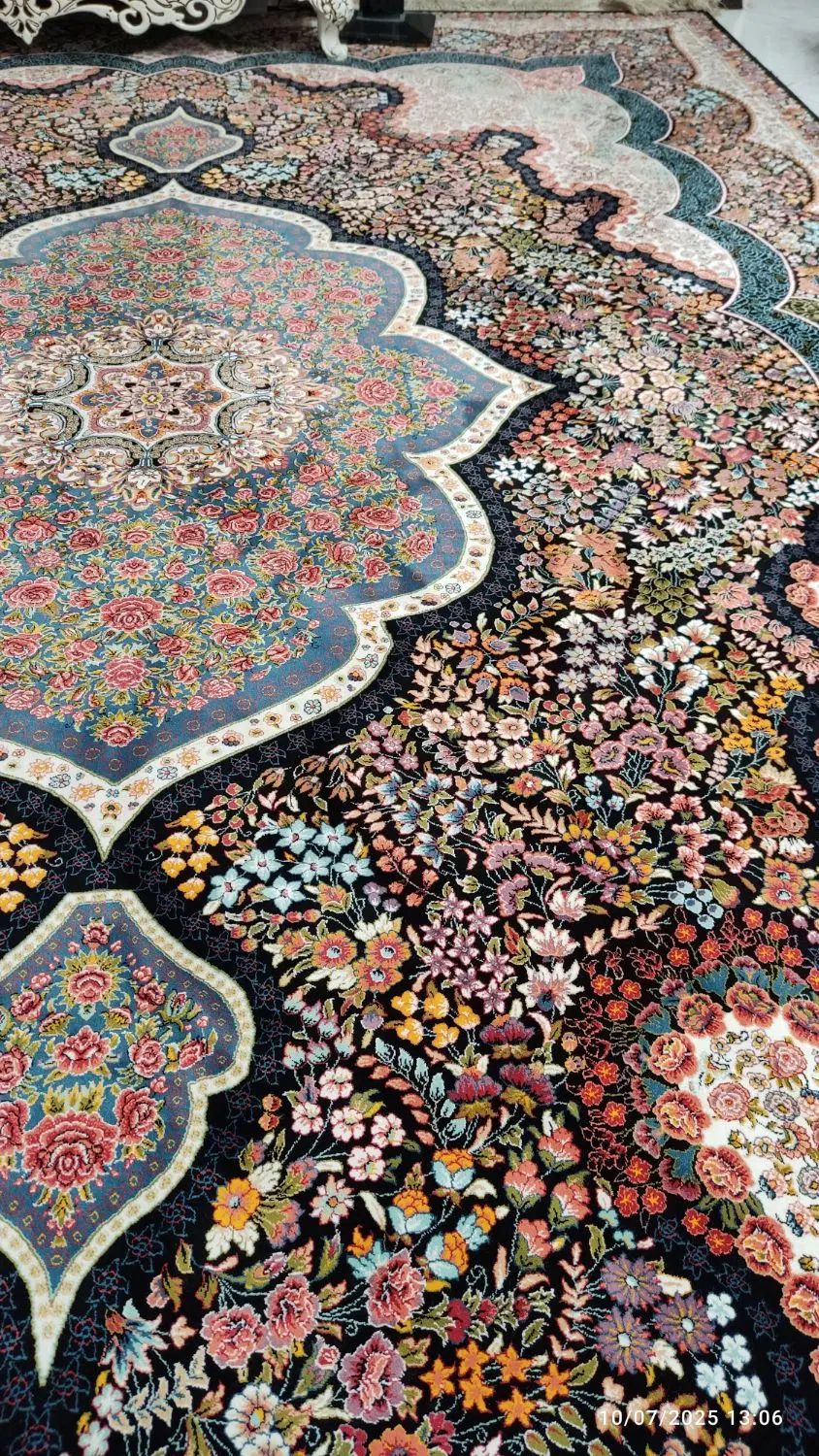 دوتخته فرش ۹متری ۱۰۰۰شانه عالی مقام|فرش|تهران, شمیران‌نو|دیوار