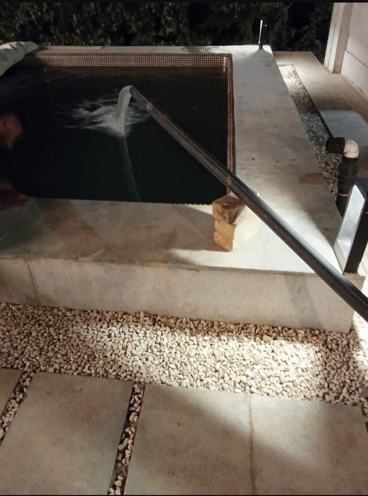 آبرسانی حمل آب پخش آب|خدمات باغبانی و درختکاری|تاکستان, |دیوار