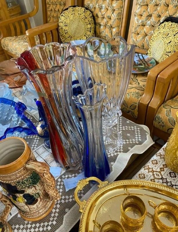 کریستال های قدیمی|ظروف سرو و پذیرایی|رشت, چله خانه|دیوار