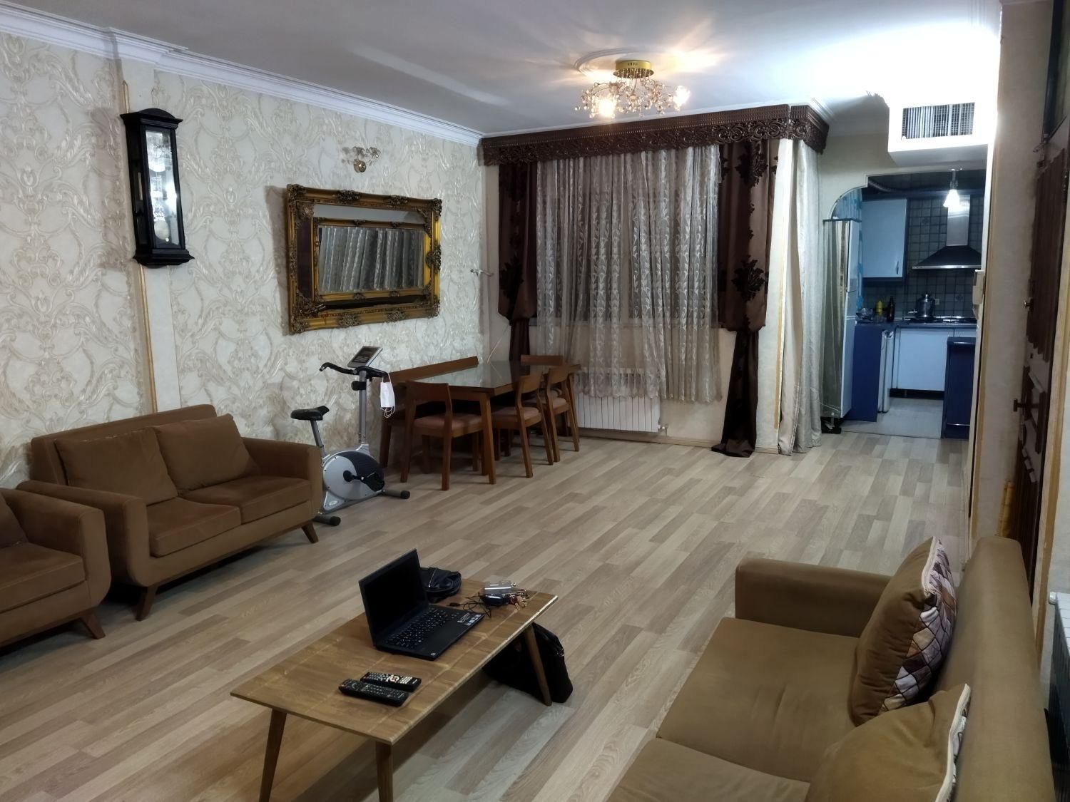 ۶۸ متر مسکونی میدان ولیعصر، بلوار کشاورز|فروش آپارتمان|تهران, میدان ولیعصر|دیوار