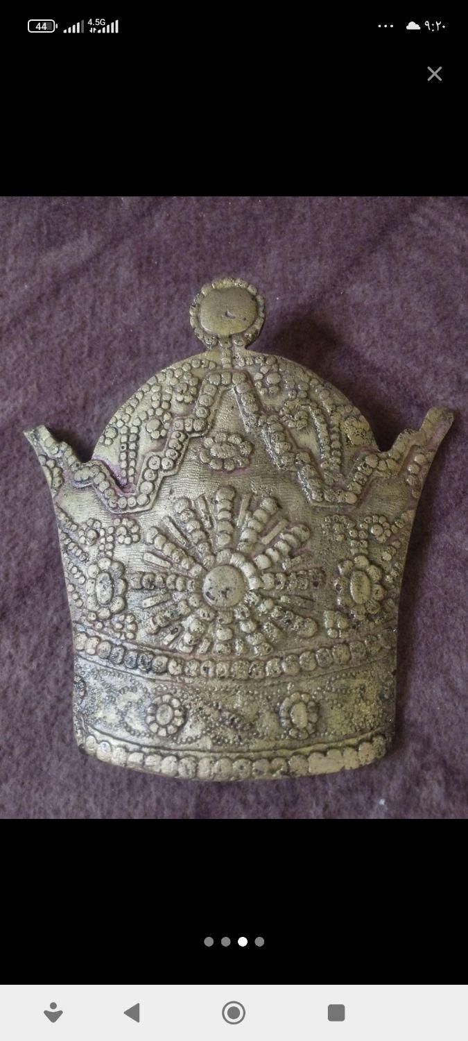 تندیس برنز شاه و تاج پهلوی|کلکسیون اشیاء عتیقه|ارومیه, |دیوار