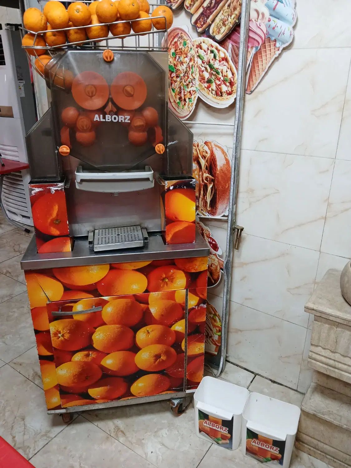 اب پرتقال و انار گیری|آبمیوه‌گیر و آب‌مرکبات‌گیر|تهران, عبدل‌آباد|دیوار