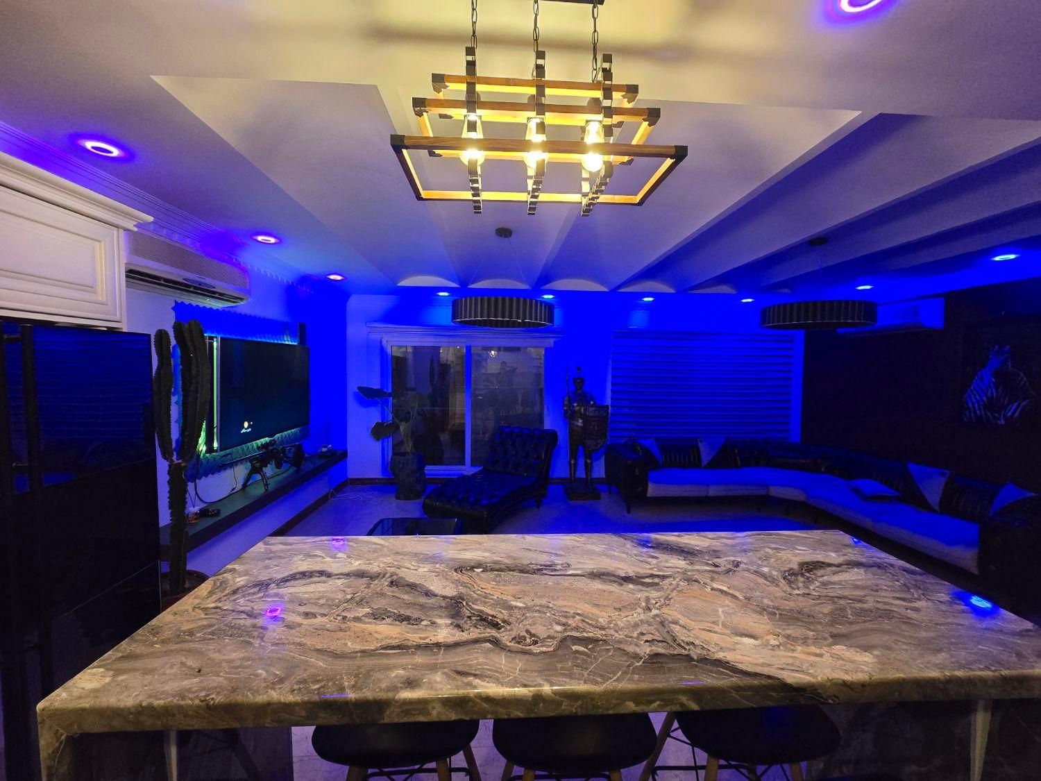 ویلایی/استخر/سونا/جکوزی/مدرن|اجارهٔ کوتاه‌مدت ویلا و باغ|کیش, |دیوار