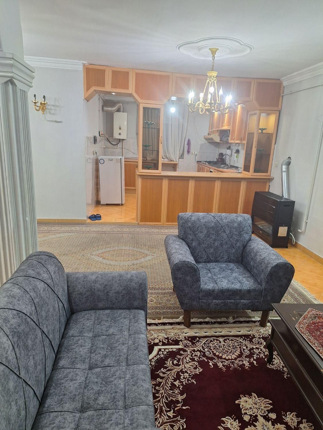 اجاره سوییت باپارکینگ مرکز رشت|اجارهٔ کوتاه‌مدت آپارتمان و سوئیت|رشت, شهرک آیت الله منتظری|دیوار