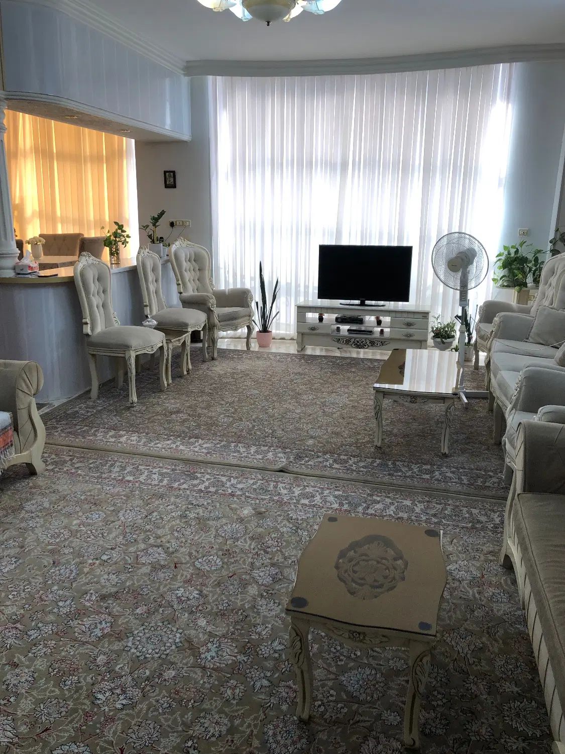 ۸۲ متر/یاس/سند دار/پارکینگ/سرتاسر پنجره|فروش آپارتمان|مشهد, یاس|دیوار