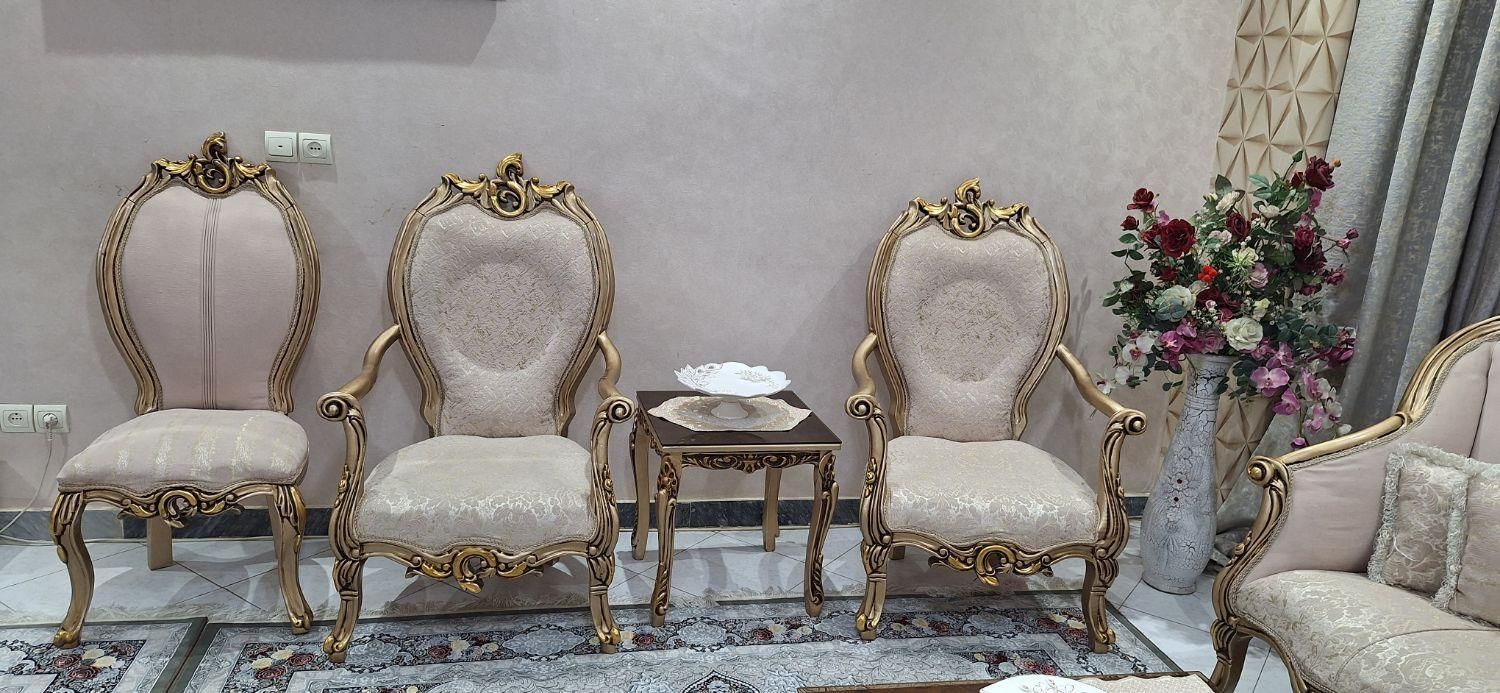 مبل ۹نفره با نهارخوری ۶نفره درحد نو وجهیزیه|مبلمان خانگی و میز عسلی|تهران, شهر‌زیبا|دیوار