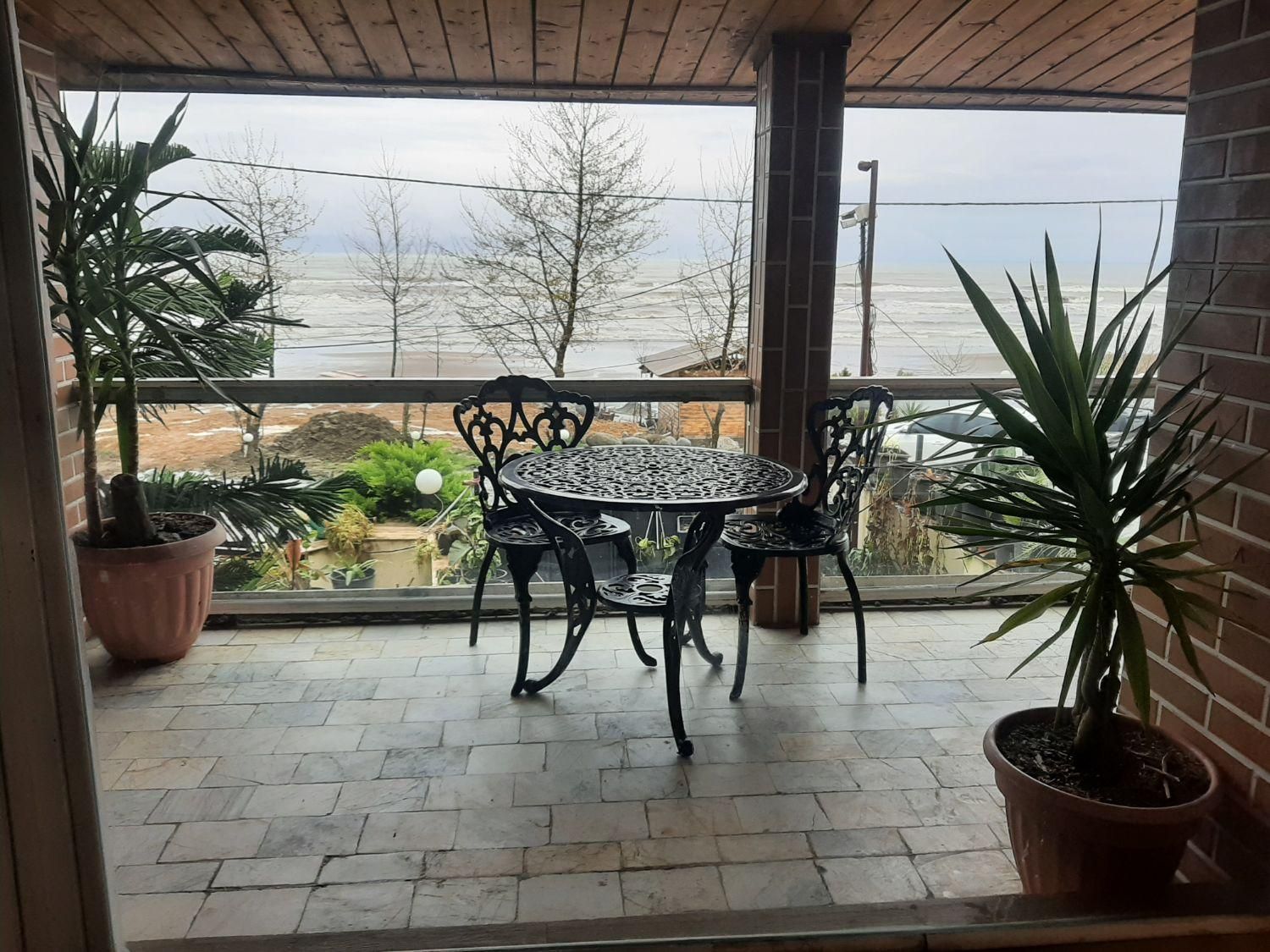 اجاره  سوعیت ساحلی با ویو دریا در رامسر|اجارهٔ کوتاه‌مدت آپارتمان و سوئیت|رامسر, |دیوار