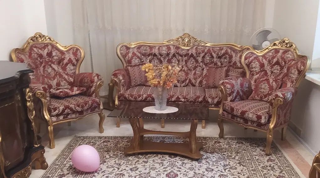 دو دست مبل استیل و میزناهارخوری و میزتلوزیون|مبلمان خانگی و میز عسلی|تهران, دریان‌نو|دیوار