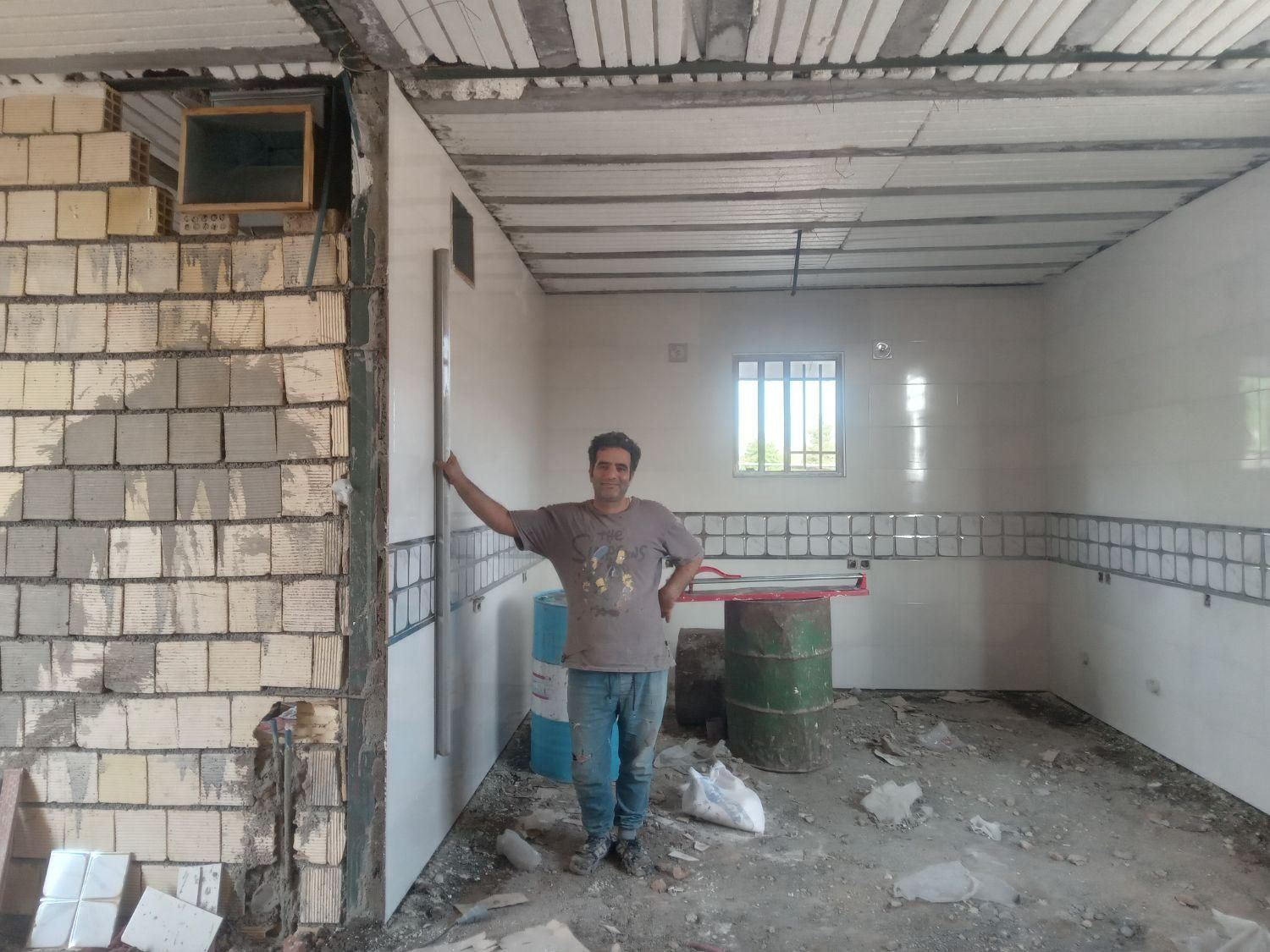 کاشی وسرامیک|خدمات پیشه و مهارت|خرمآباد, |دیوار