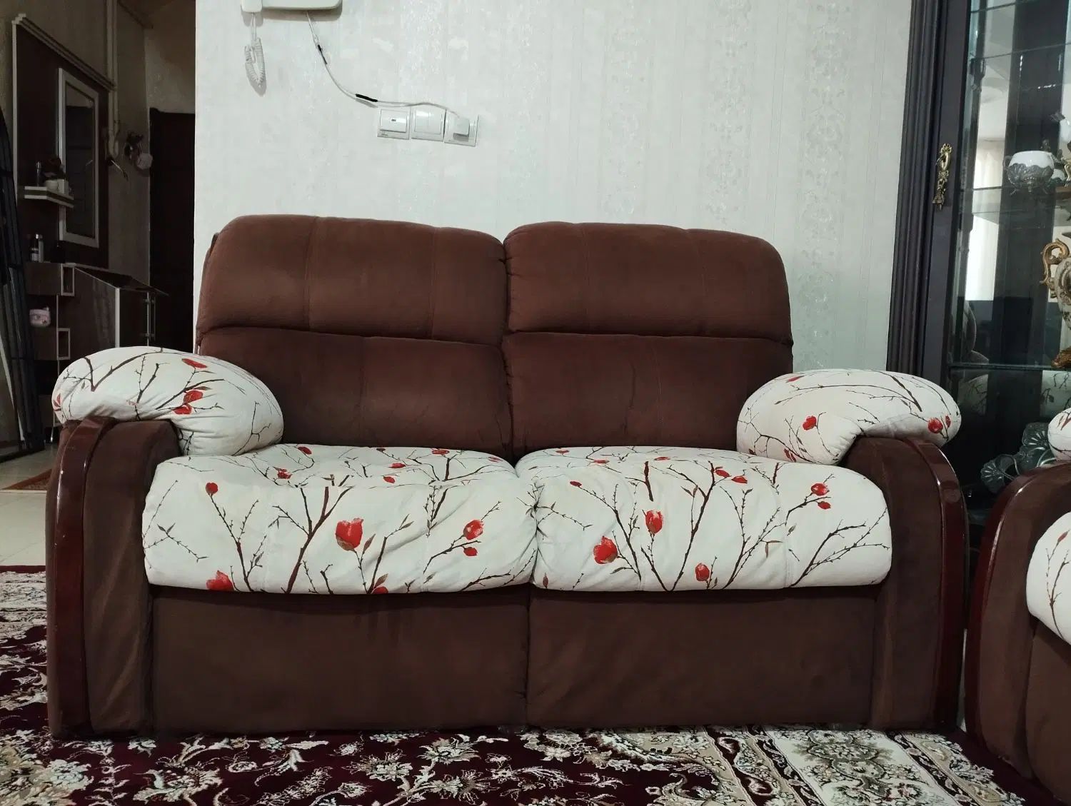مبل کلاسیک نه نفره|مبلمان خانگی و میز عسلی|کرمانشاه, |دیوار