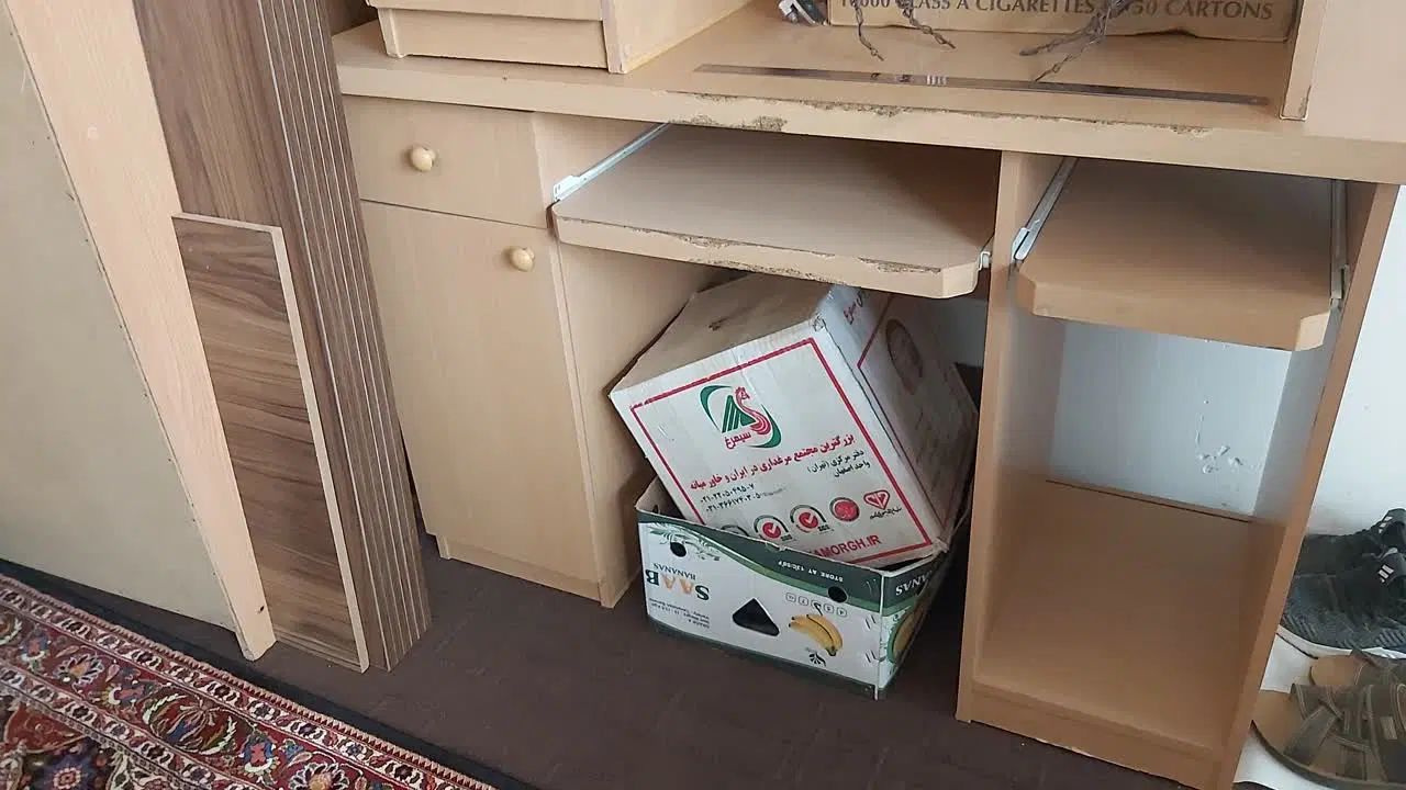 میز تحریر و کامپیوتر|میز تحریر و کامپیوتر|اصفهان, آفاران|دیوار