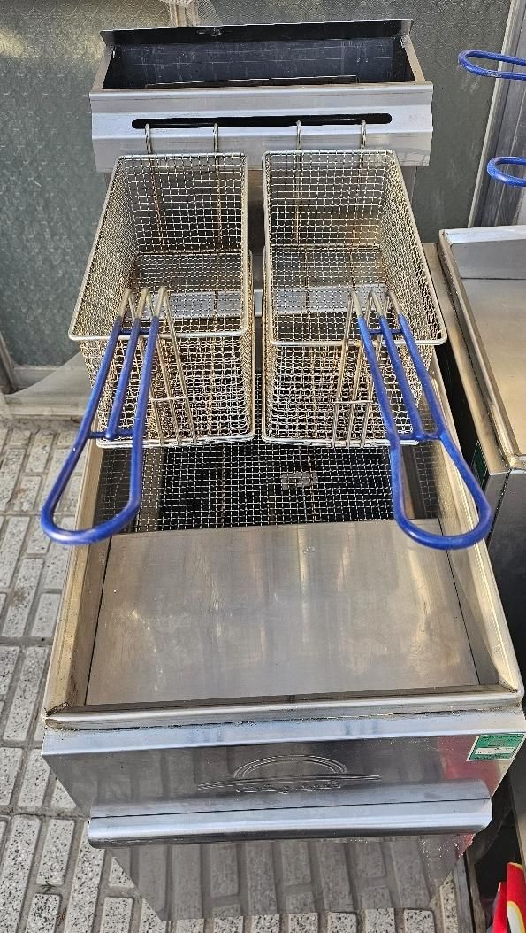 سرخ کن دوسبده|کافی‌شاپ و رستوران|اراک, |دیوار