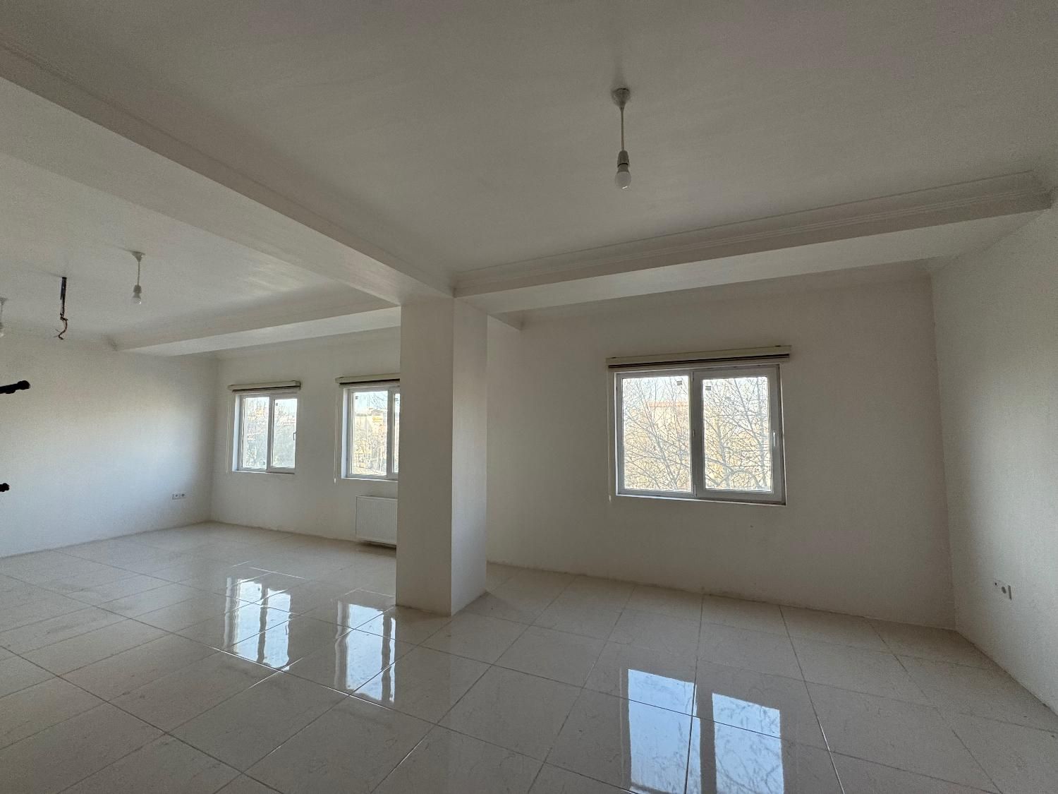 دفتر سالن با ویو نورگیر عدالت ۳۸|اجارهٔ دفتر کار، اتاق اداری، مطب|گرگان, |دیوار